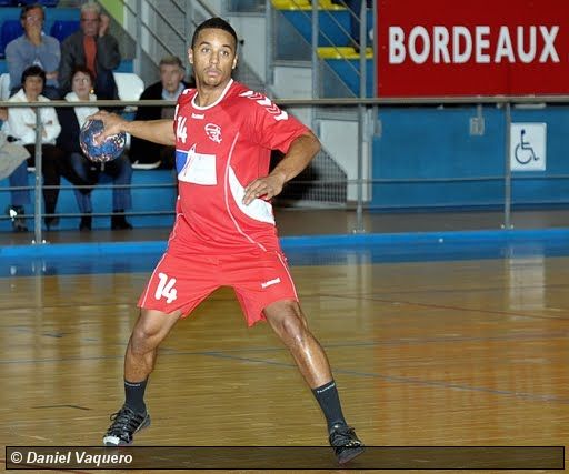 N1 M : Grand Poitiers Handball s'offre un beau cadeau en s'imposant à Vernon